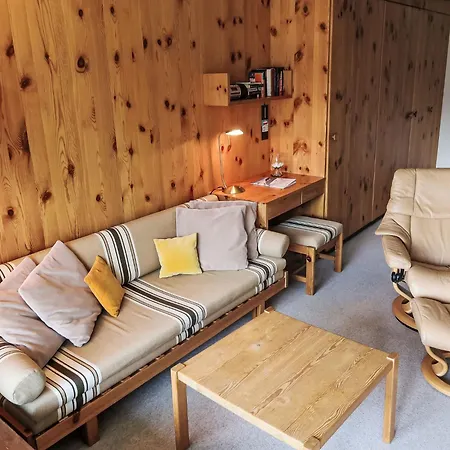 Utoring Acletta-54 By Interhome Lejlighed